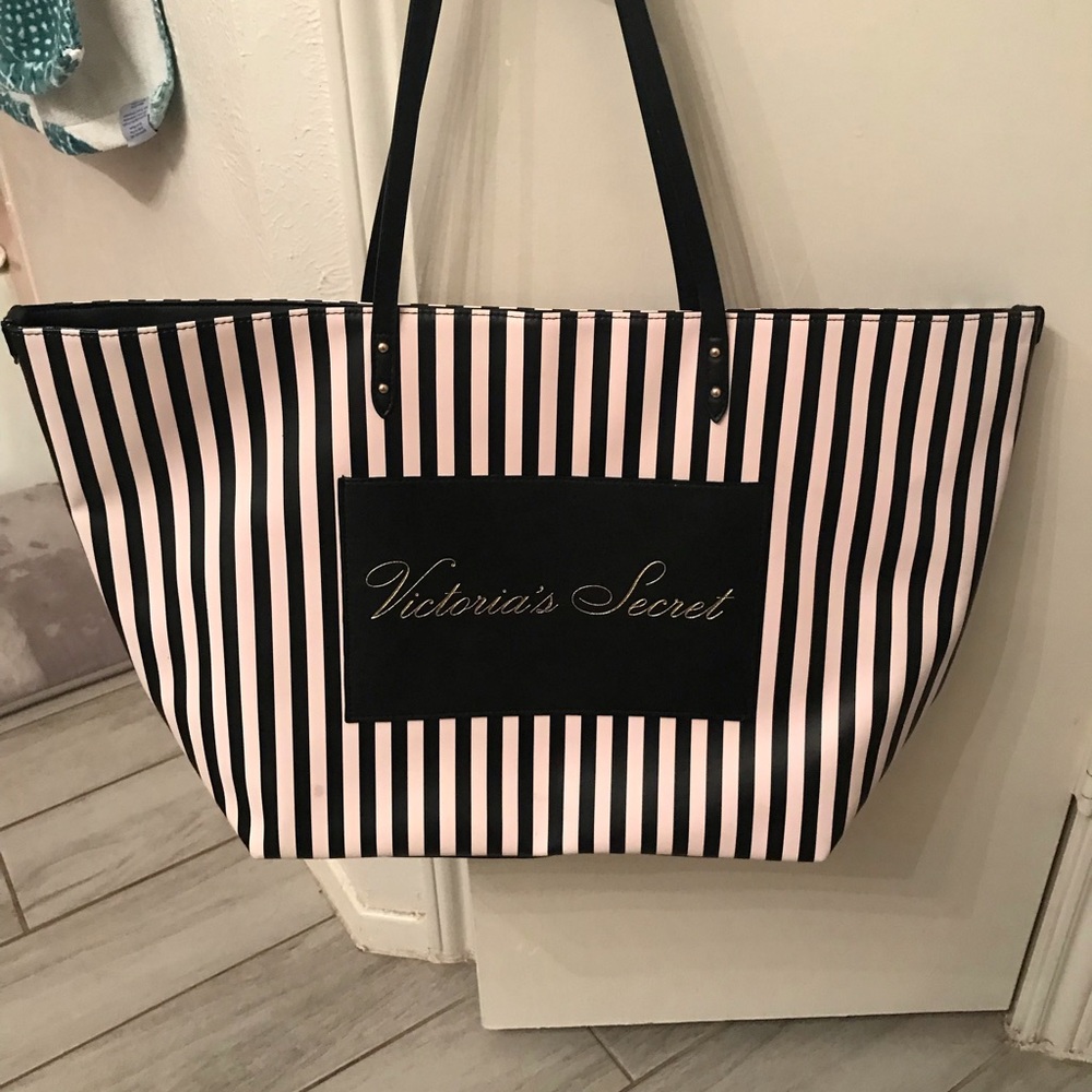 Victoria’s Secret tote